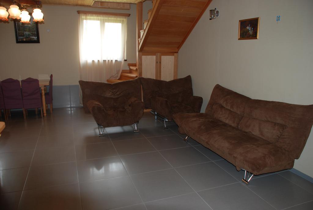 Guest House Lasili เมสเตีย ภายนอก รูปภาพ